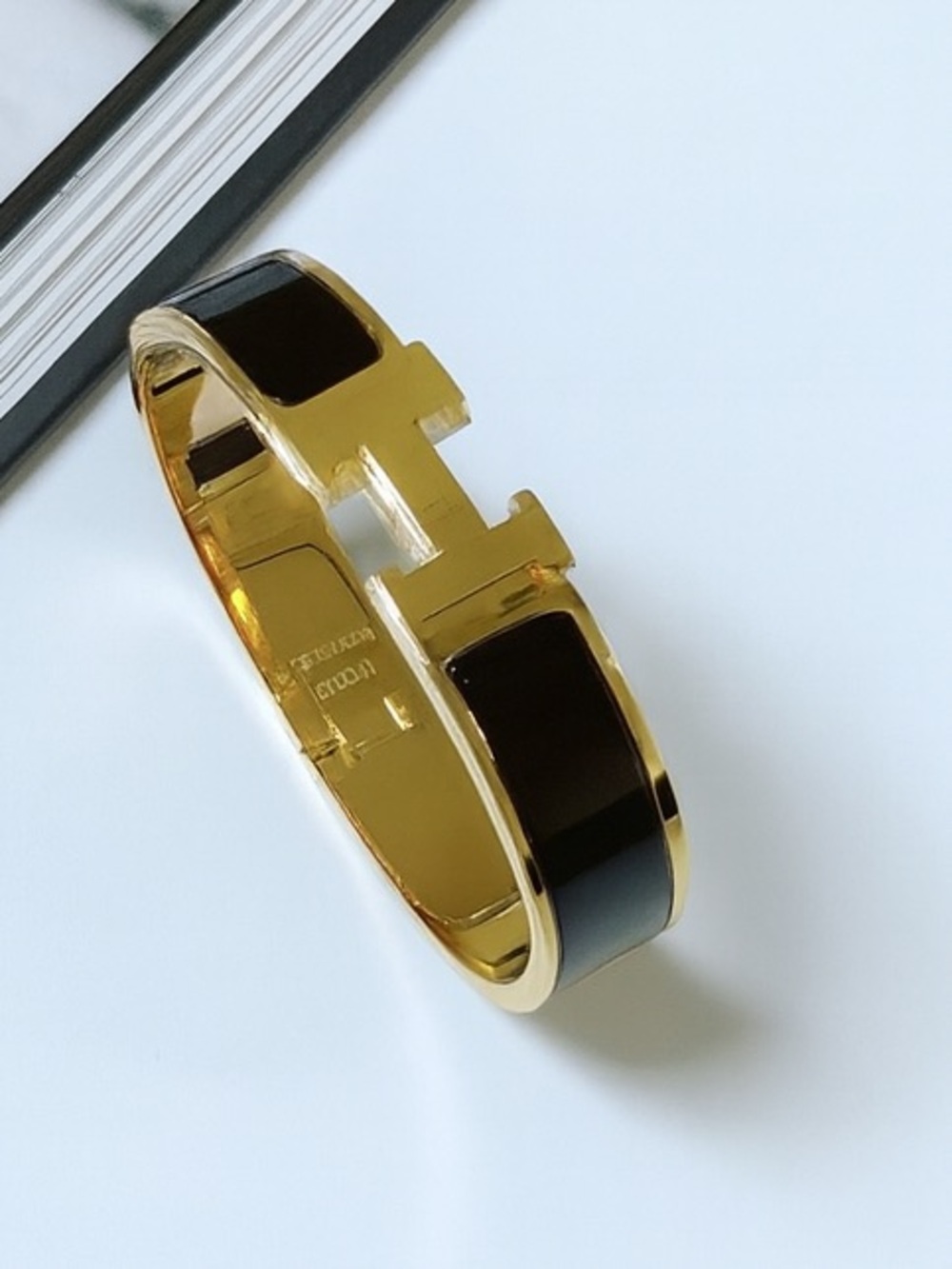 New Clic H Gold Plated Enamel Bracelet - Black/Gold